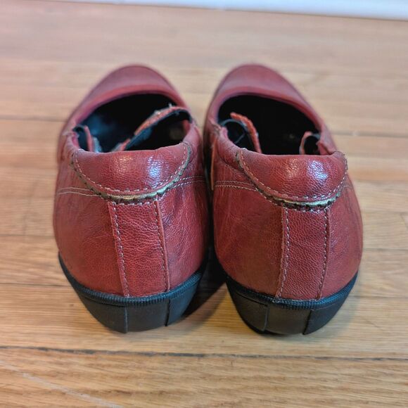 Taos Mary Jane Flats Leather Applique Red Comfort Ballet Shoes Walking Size 6 - Picture 10 of 13